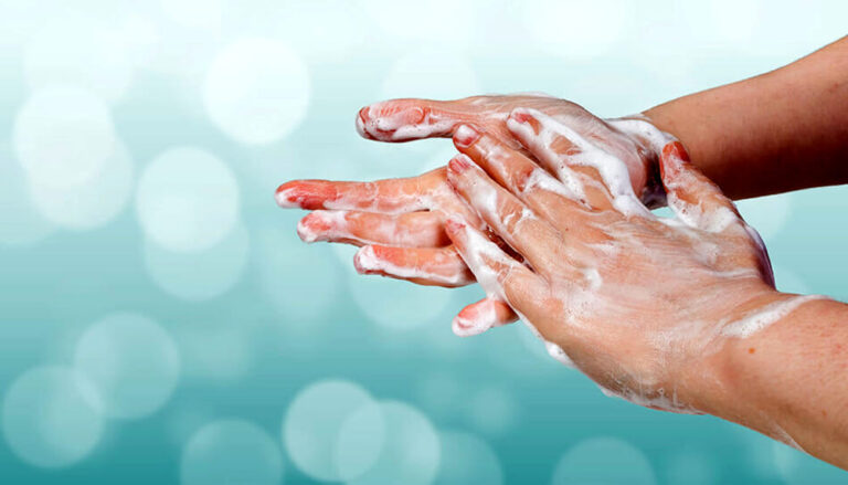 Domani è l’Handwashing Day, la salute a portata di mani