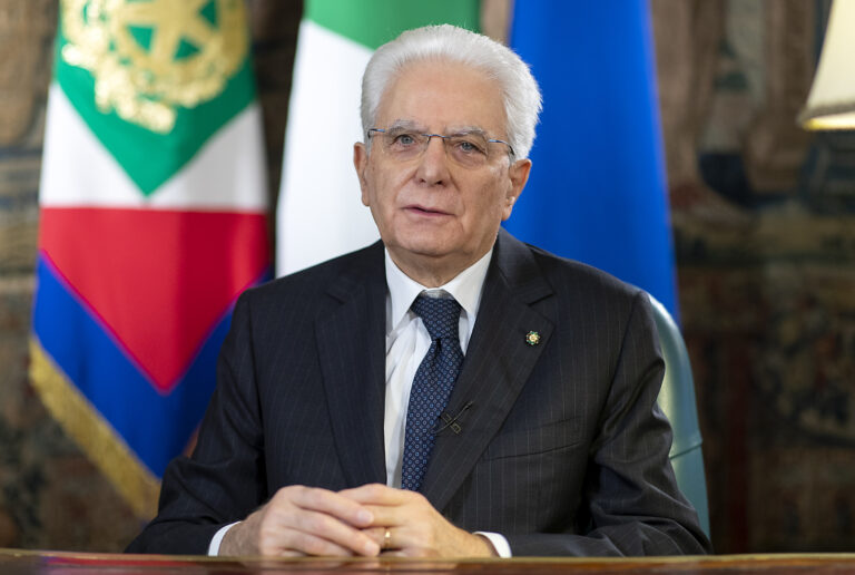 Recovery fund: Mattarella, «ora massima efficienza e rapidità per i fondi»