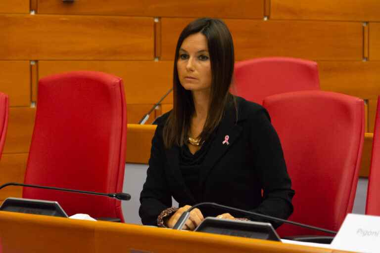 Emilia Romagna: Commercio. Aula approva all’unanimità la legge che dà sostegno alle edicole