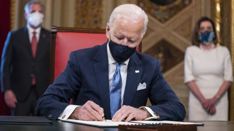 Gli Usa rientrano nell’Oms, lettera di Biden ai diplomatici