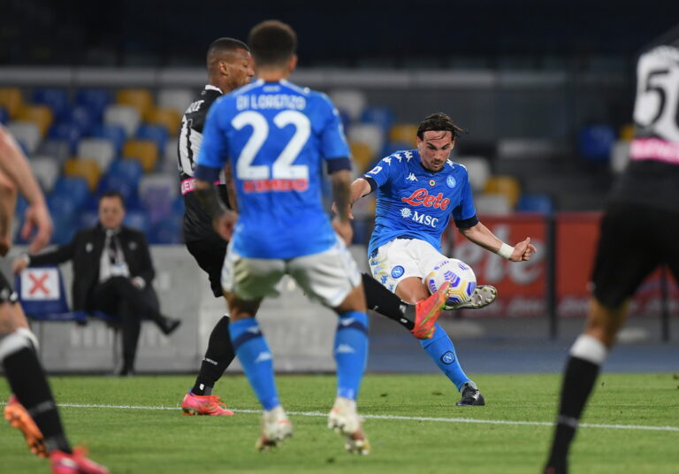 Il Napoli travolge l’Udinese 5-1. Passo in avanti verso la Champions