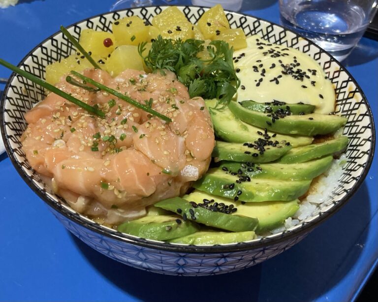 Just Pokè, il franchising napoletano di hawaiian bistrot approda a Portici