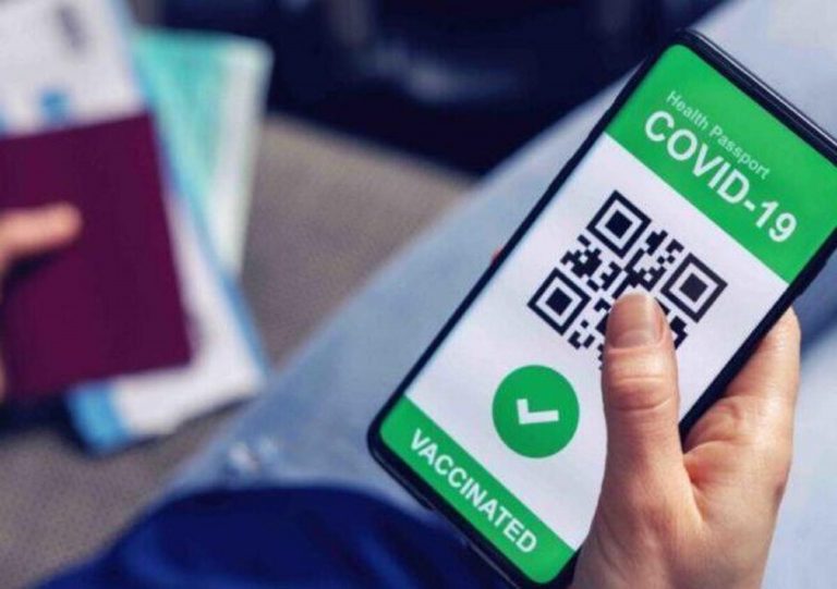 Ritorno a scuola: 900 mila verifiche per il controllo del green pass questa mattina