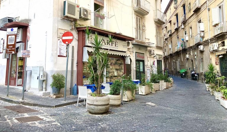 Napoli: “Santa Maria … in Portico: arte, cultura e sapori nell’antico Borgo”