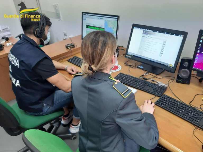 Patenti false: 20 ordini cautaleari della Gdf a funzionari della Prefettura e della Motorizzazione