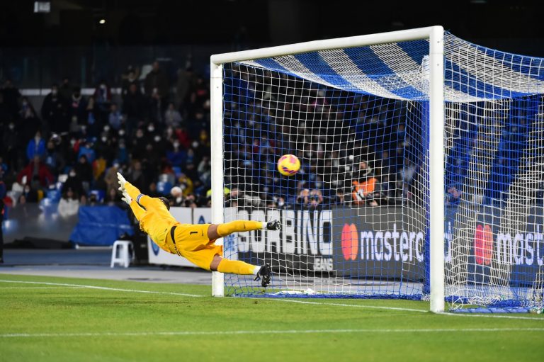 Napoli-Inter: finisce 1-1, ma va bene ai nerazzurri che evitano il sorpasso