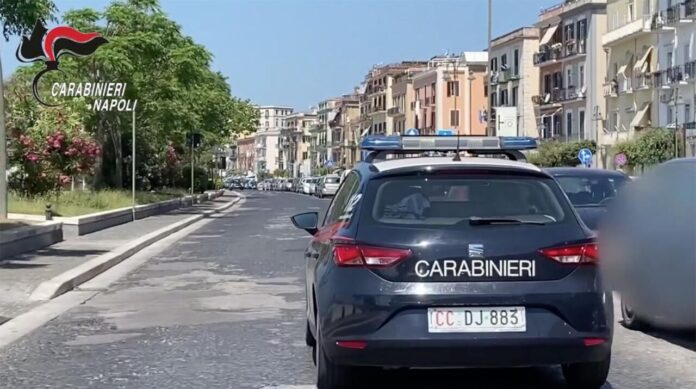 carabinieri pozzuoli