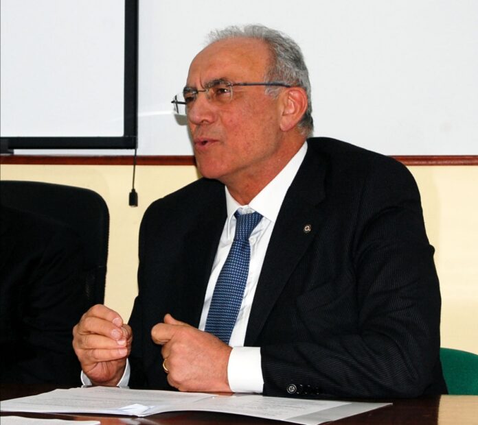 professore Aldo Bova foto