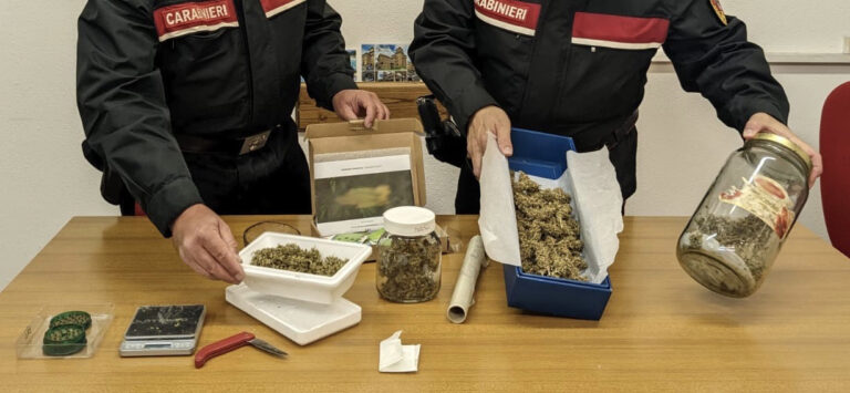 17enne fugge in monopattino dopo cessione droga e investe carabiniere a Mondragone