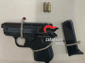 Pistola a salve e accertamento balistico. Carabinieri arrestano 22enne