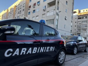 Camorra: clan De Luca Bossa. Attentato dinamitardo, armi e droga. Carabinieri arrestano 6 persone