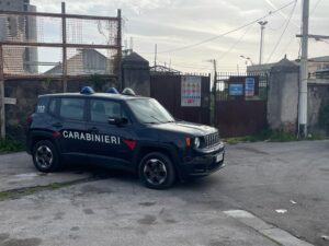 Torre Annunziata: carabinieri e capitaneria sequestrano discarica abusiva