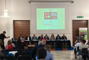 Pizza Village Napoli: Manfredi esalta l’evento in programma dal 16 al 25 giugno