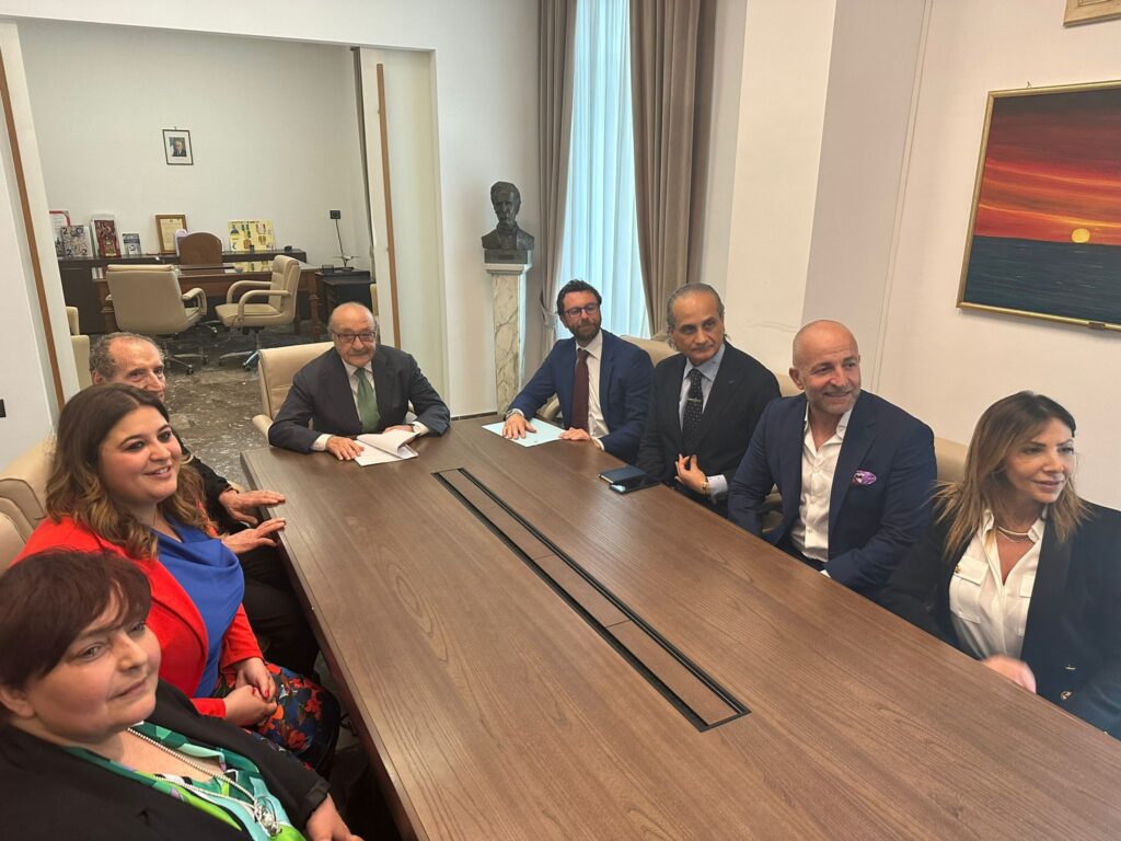 presentazione a napoli dell8217evento oktoberdays al palapartenope a settembre da Primacampania.it presentazione a napoli dell8217evento oktoberdays al palapartenope a settembre