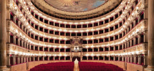 Teatro San Carlo: un dicembre ricco di spettacoli