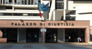 Napoli: confermata condanna a 5 anni per il nigeriano 25enne accusato per un’estorsione da 2 euro