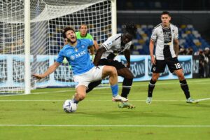 Il Napoli torna a vincere e convincere 4 1 all’Udinese e polemiche alle spalle