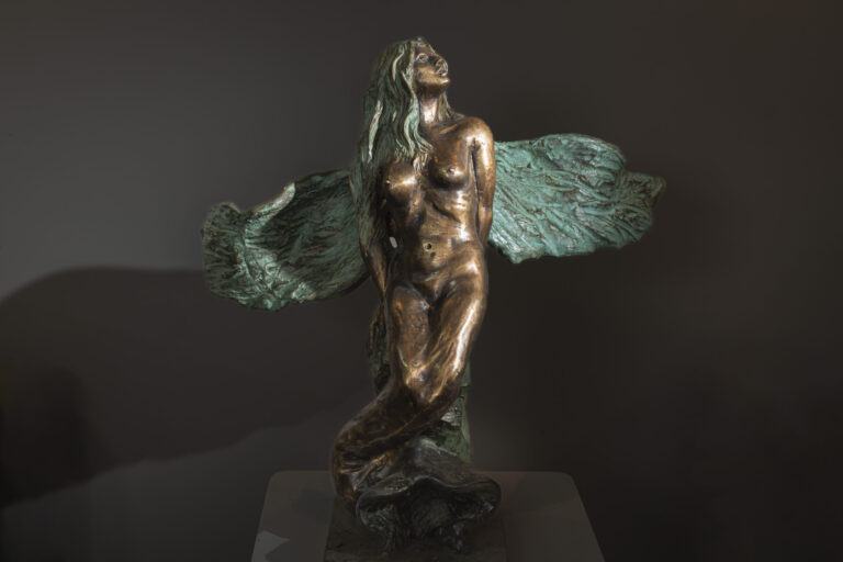 “PARTHENOPE SYRENI”: sabato 8 marzo 2025 il vernissage di inaugurazione della mostra di DOMENICO SEPE