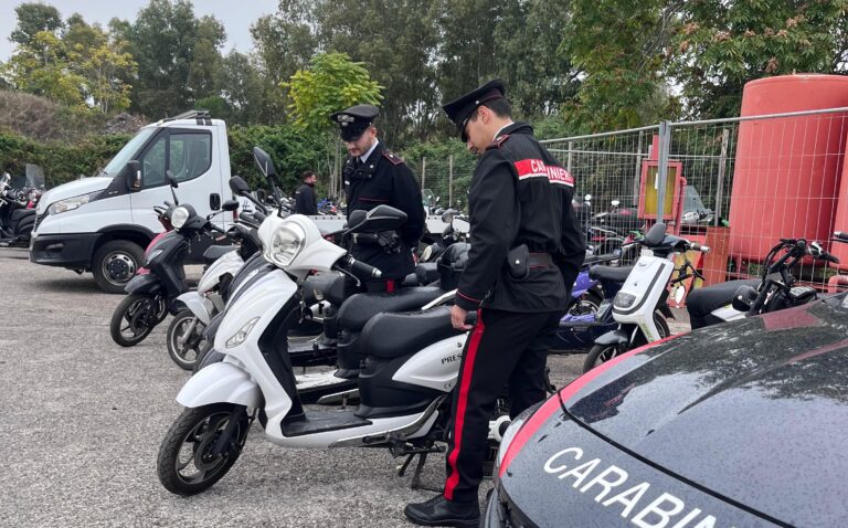 Boscoreale, blitz dei Carabinieri contro le e-bike modificate: 31 mezzi sequestrati e multe per oltre 200mila euro