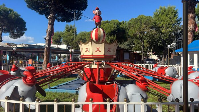 Edenlandia Napoli, riapertura di Dumbo e Maniero dopo i lavori di ammodernamento