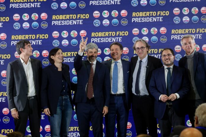 Presentazione della giunta regionale della Campania guidata da Roberto Fico