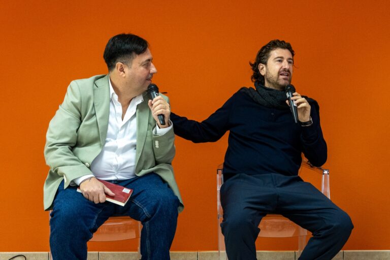 Alessandro Siani illumina Pomigliano per il romanzo di Paolo Picone