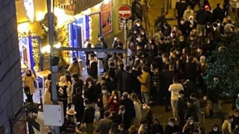 Napoli, locale chiuso a Chiaia: troppi clienti e gravi carenze