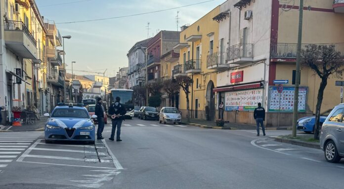 Presidio delle forze dell’ordine nelle zone rosse di Pomigliano d’Arco