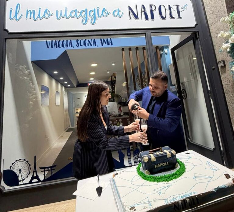 Apre “Il Mio Viaggio a Napoli”, il nuovo capitolo del progetto dei super influencer Giuseppe Russo e Federica Franco
