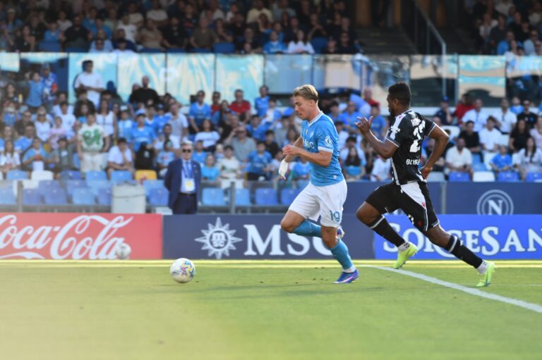 Il Napoli batte l’udinese 1 a 0, decide Hojlund