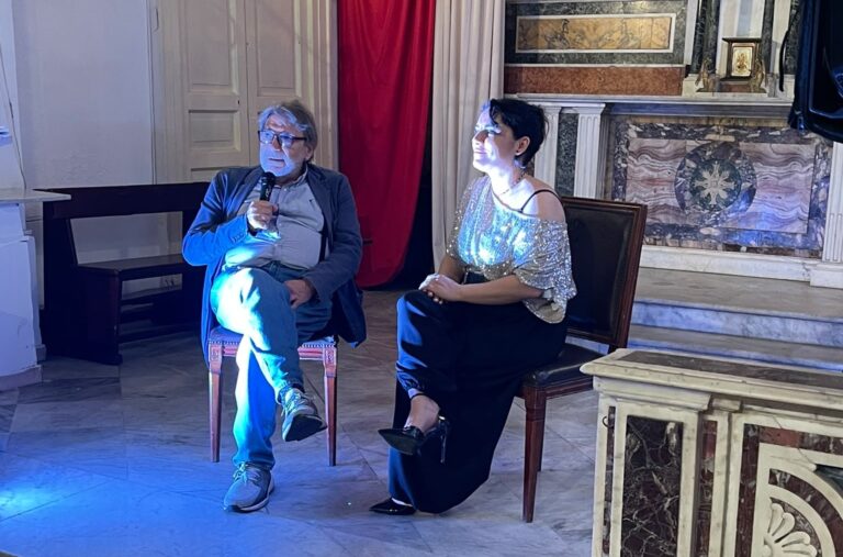 Rosa Chiodo, sala gremita alla Chiesa di San Giovanni e Paolo a Napoli per la presentazione di “È colpa mia”