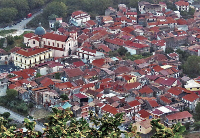 Quindici (Av)