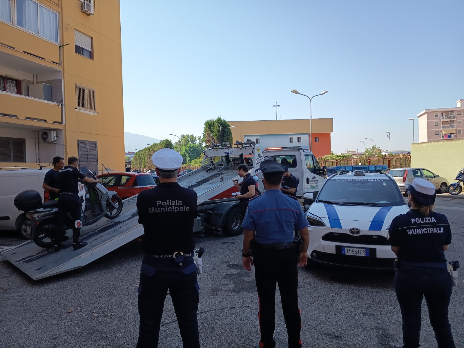 pomigliano al parco partenope sgomberi e bonifica sequestri e allacci abusivi rimossi da Primacampania.it pomigliano al parco partenope sgomberi e bonifica sequestri e allacci abusivi rimossi