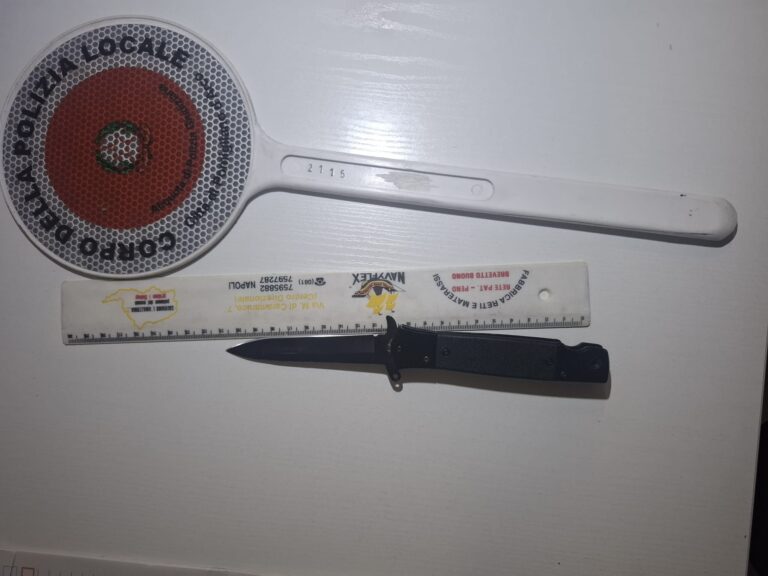 Controlli della Polizia Municipale durante la movida a Pomigliano: sequestrato un coltello a un tredicenne
