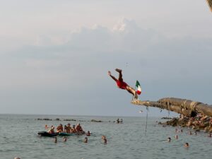 Santa Maria di Castellabate, “La Stuzza”compie 125 anni: il 14 agosto torna lo storico palio sul mare Santa Maria di Castellabate, “La Stuzza”compie 125 anni: il 14 agosto torna lo storico palio sul mare