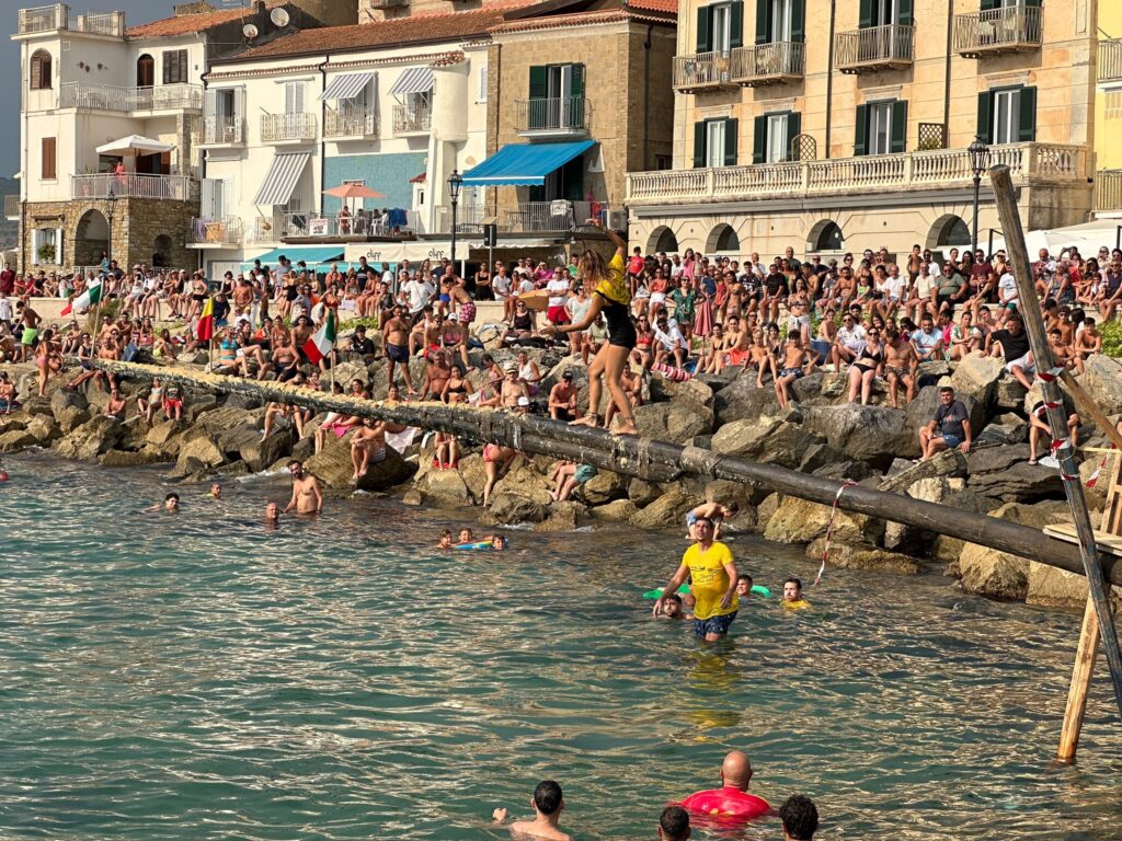santa maria di castellabate la stuzzacompie 125 anni il 14 agosto torna lo storico palio sul mare da Primacampania.it santa maria di castellabate la stuzzacompie 125 anni il 14 agosto torna lo storico palio sul mare