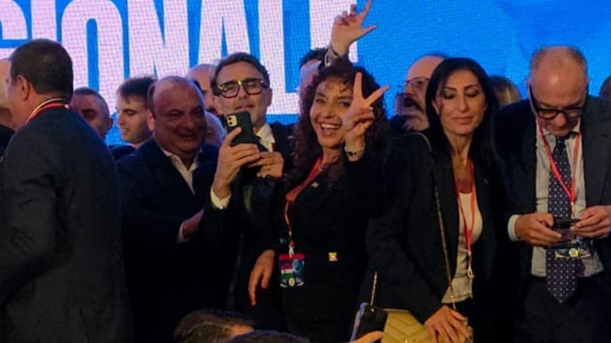 Forza Italia: prima riunione nuova segreteria regionale a Napoli con Tajani