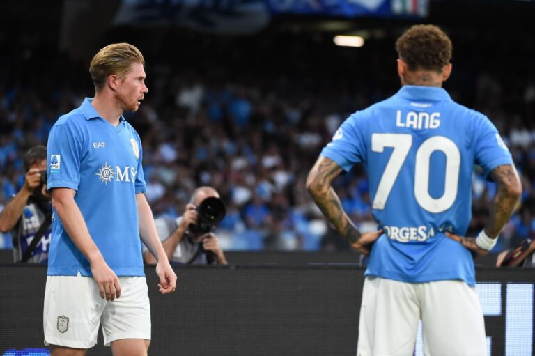 Il Napoli abbassa i prezzi e punta al sold-out allo stadio Maradona contro il Frosinone