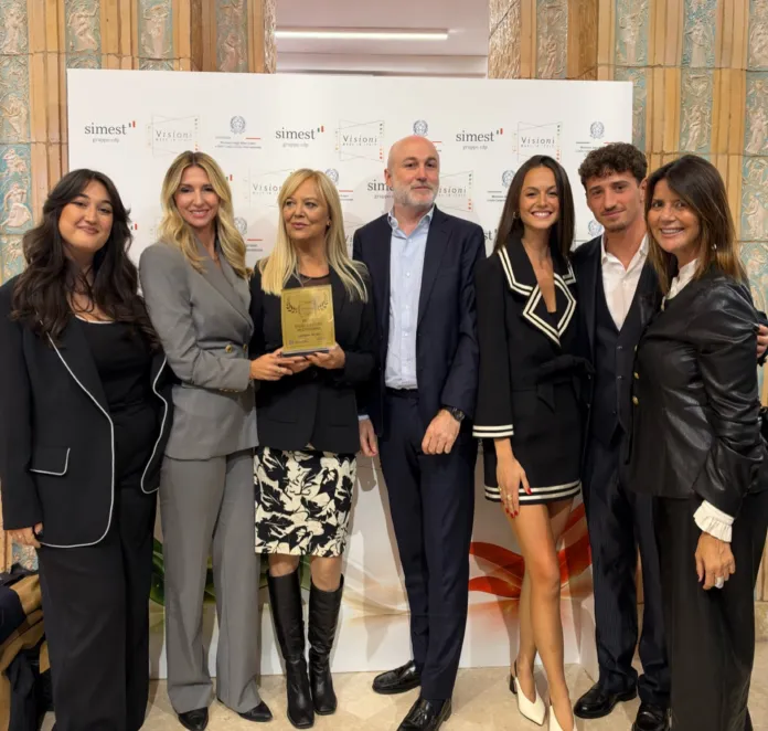 Carthusia premiata a Roma, il profumo di Capri conquista il cinema