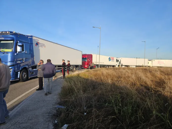 La protesta degli autotrasportatori in Campania