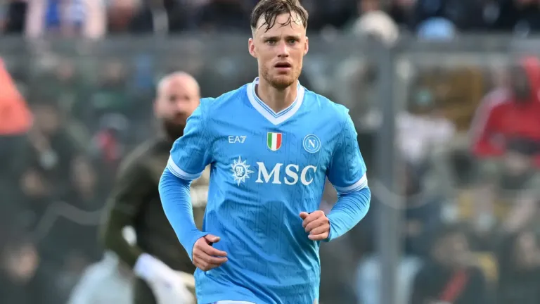 Beukema promette di ripartire con determinazione dopo il pareggio Napoli-Roma