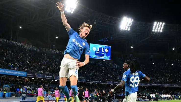 Napoli, vittoria da brividi in Champions: 4 3 al Bodø/Glimt, McTominay salva Allegri ma la difesa fa acqua Napoli, vittoria da brividi in Champions: 4 3 al Bodø/Glimt, McTominay salva Allegri ma la difesa fa acqua