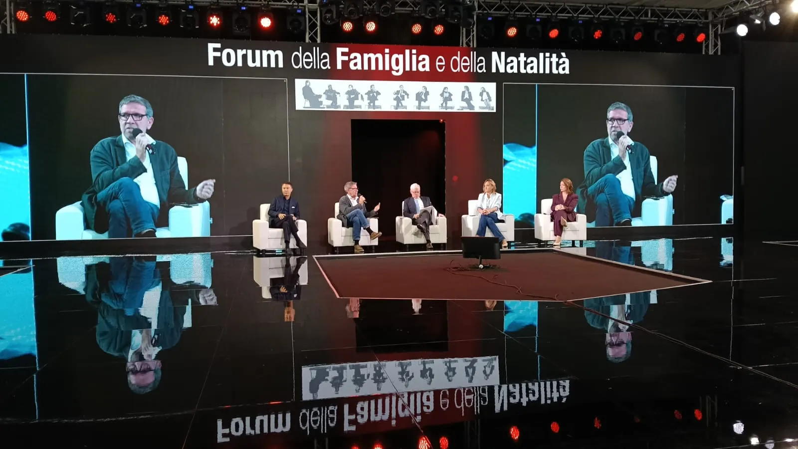 napoli forum della famiglia discute denatalit224 tra cultura casa e politiche sociali da Primacampania.it napoli forum della famiglia discute denatalit224 tra cultura casa e politiche sociali